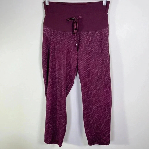 LULULEMON | SHAKE IT OUT  CROP IN STAR PIXEL RASBERRY - Picture 4 of 14